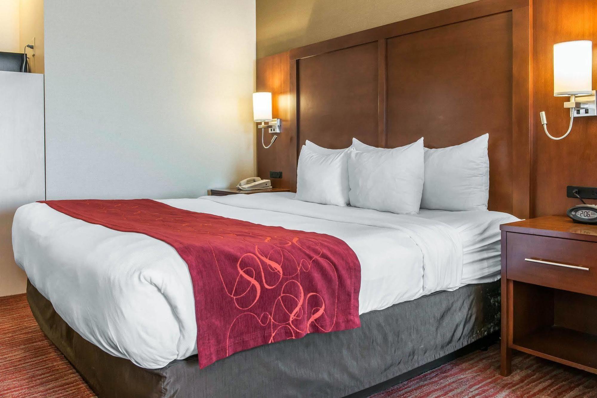 קולומבוס Comfort Suites מראה חיצוני תמונה